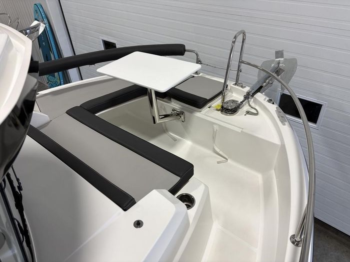 2023 Jeanneau NC 795 SPORT - S2 Photo 9 sur 12
