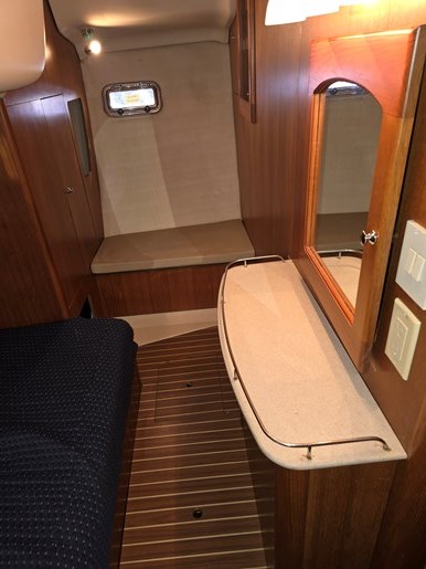 2004 Hunter 44 DS (426) Photo 21 of 26
