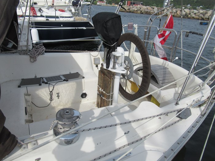 1981 CS Yachts 36 Deep Draft Version Photo 5 of 25
