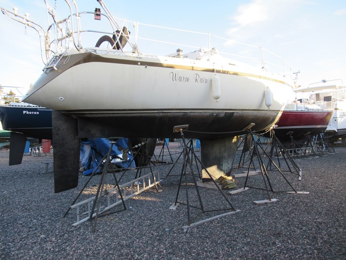 1981 CS Yachts 36 Deep Draft Version Photo 16 of 25