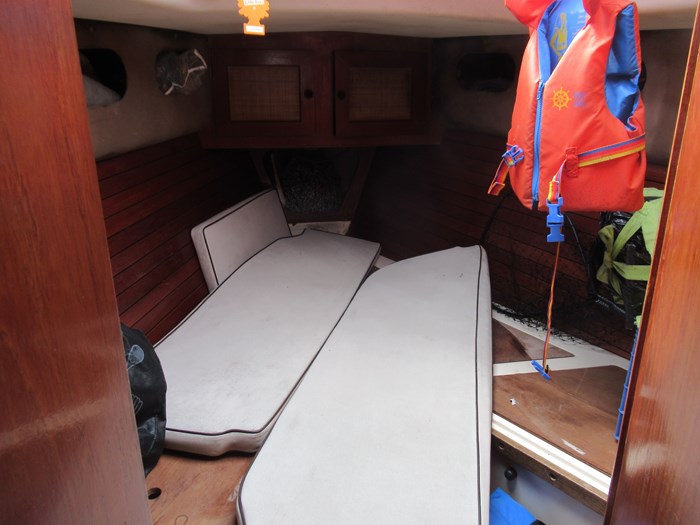 1981 CS Yachts 36 Deep Draft Version Photo 21 of 25