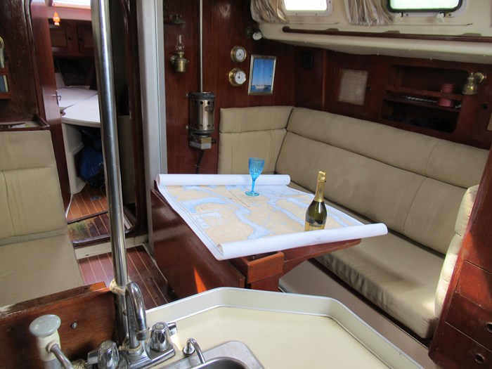 1981 CS Yachts 36 Deep Draft Version Photo 22 of 25