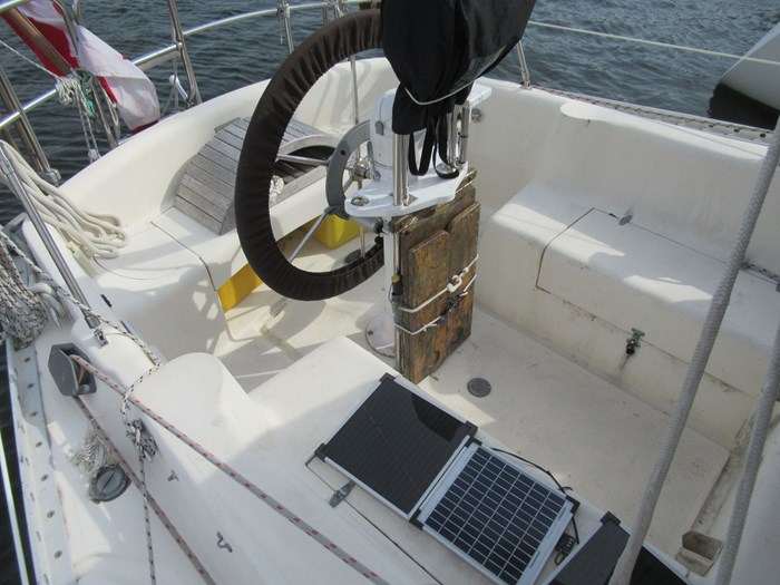 1981 CS Yachts 36 Deep Draft Version Photo 8 of 25