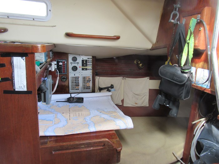 1981 CS Yachts 36 Deep Draft Version Photo 18 of 25