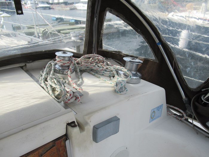 1981 CS Yachts 36 Deep Draft Version Photo 9 of 25