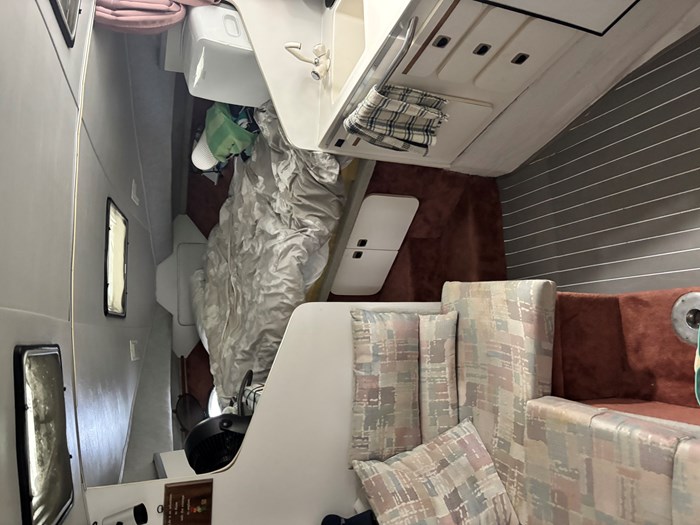 1990 Thundercraft 290 Photo 11 of 14