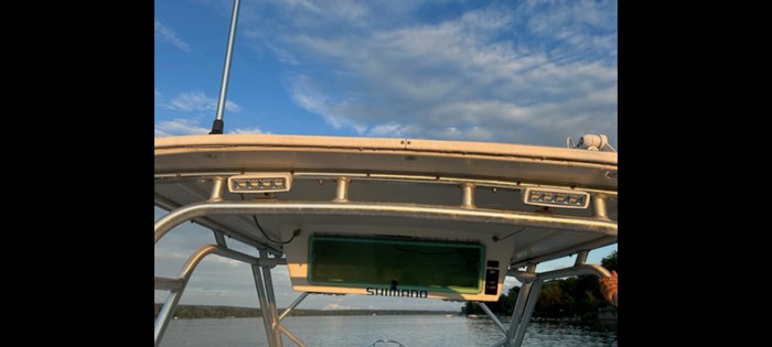 2000 robalo 2440 Photo 19 of 32