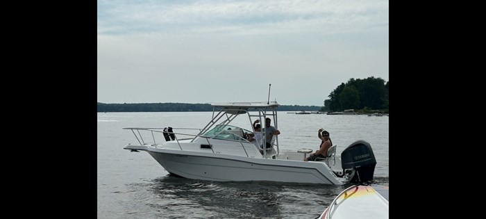 2000 robalo 2440 Photo 30 of 32