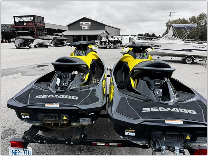 2016 Sea-Doo GTR 215 Photo 14 of 21