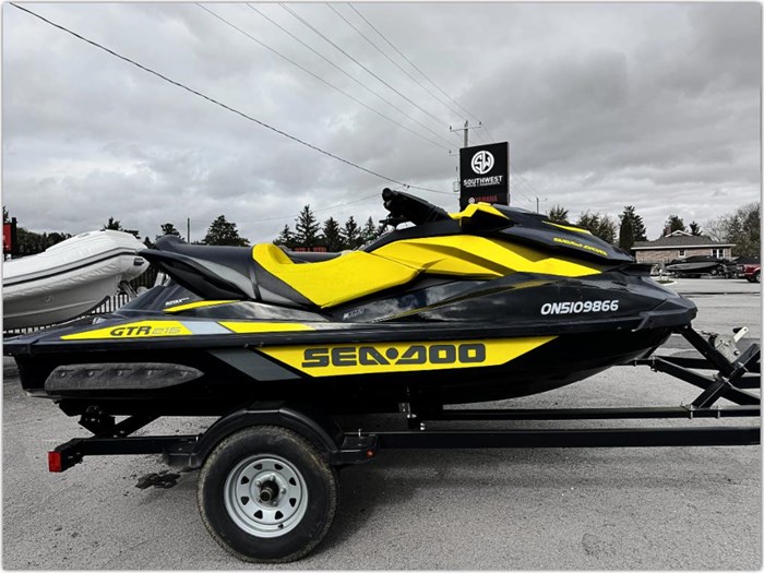 2016 Sea-Doo GTR 215 Photo 3 of 21