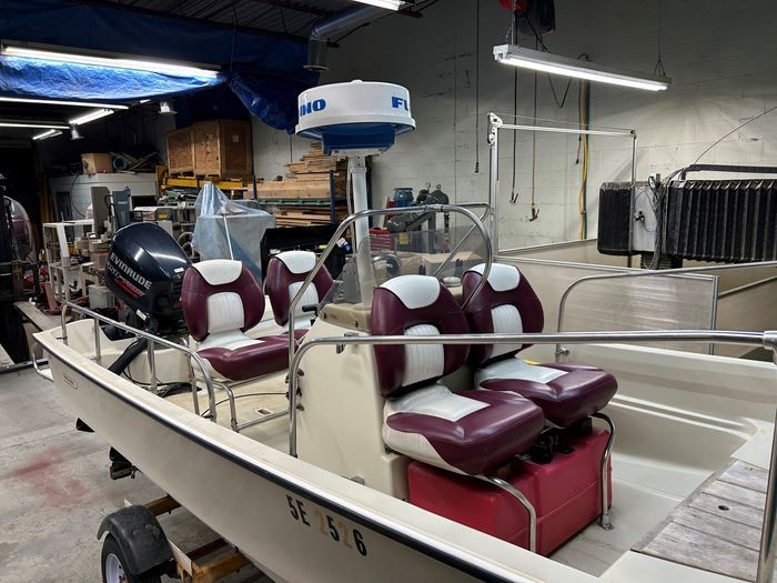 1978 Boston Whaler Montauk 17 Photo 6 of 10