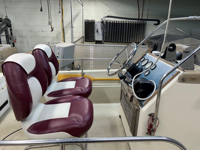 1978 Boston Whaler Montauk 17 Photo 9 of 10