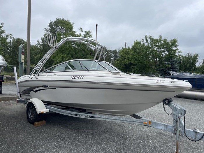 2003 Sea Ray 185 br Photo 2 sur 5