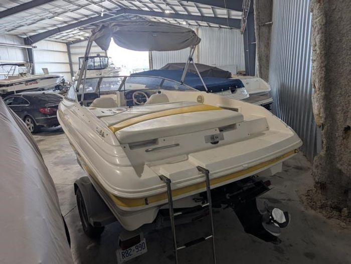 2003 Rinker 192 Captiva Photo 3 sur 22