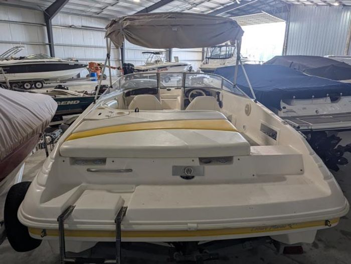 2003 Rinker 192 Captiva Photo 4 sur 22