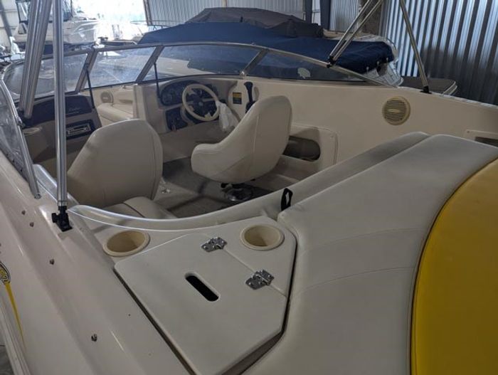 2003 Rinker 192 Captiva Photo 8 sur 22