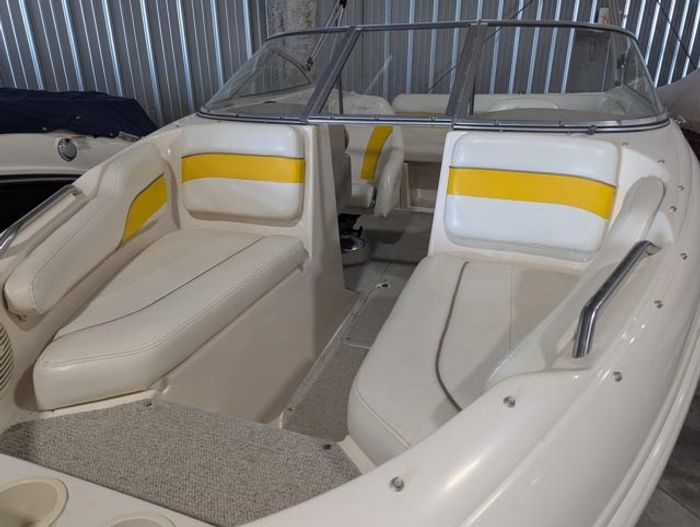 2003 Rinker 192 Captiva Photo 14 sur 22
