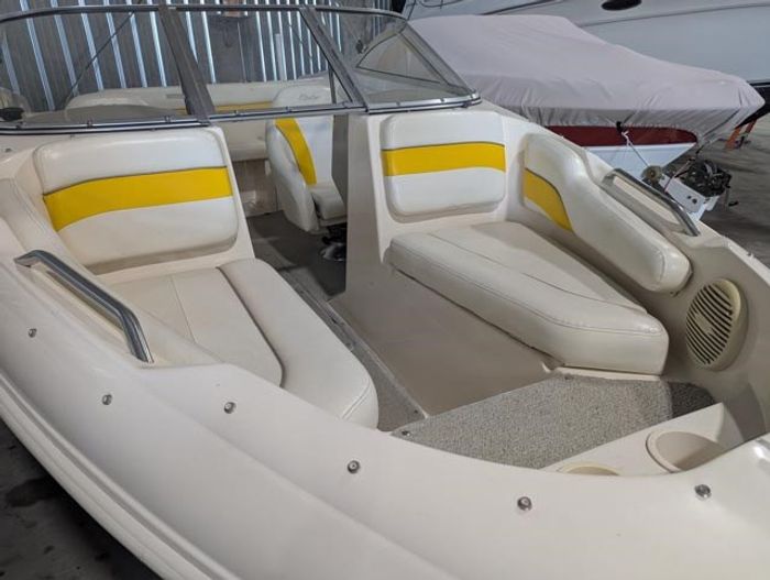 2003 Rinker 192 Captiva Photo 15 sur 22