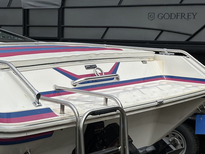 Checkmate Persuader 218 1992 Used Boat for Sale in Mactier, Ontario ...