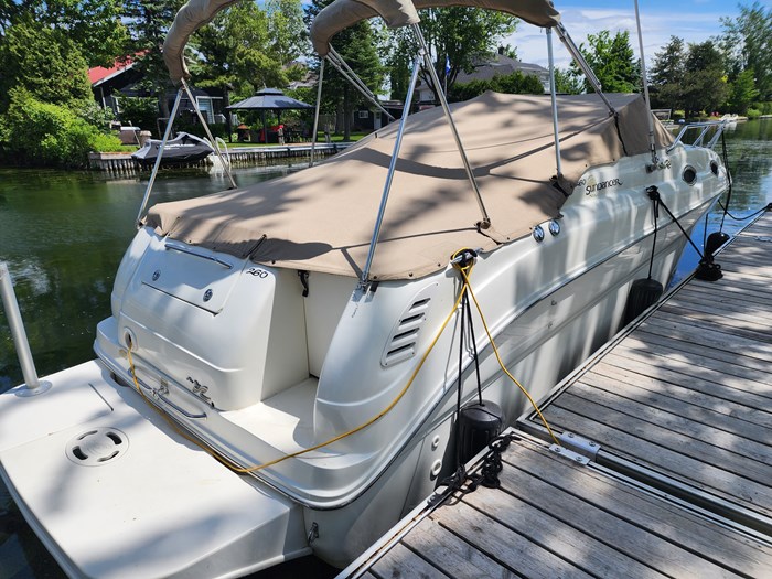 2001 Sea Ray Sundancer 260 Photo 2 of 21
