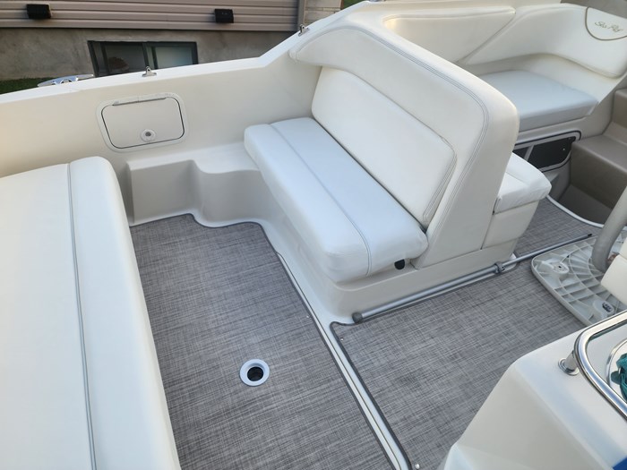 2001 Sea Ray Sundancer 260 Photo 10 of 21