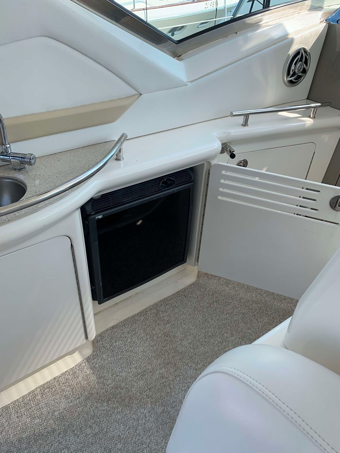 2008 Sea Ray Sundancer 40 Photo 11 of 19