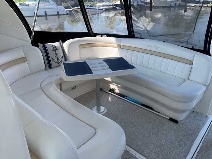 2008 Sea Ray Sundancer 40 Photo 12 of 19