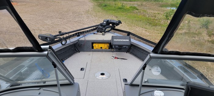 2017 Crestliner 1750 FISH HAWK PLATINUM Photo 22 of 34