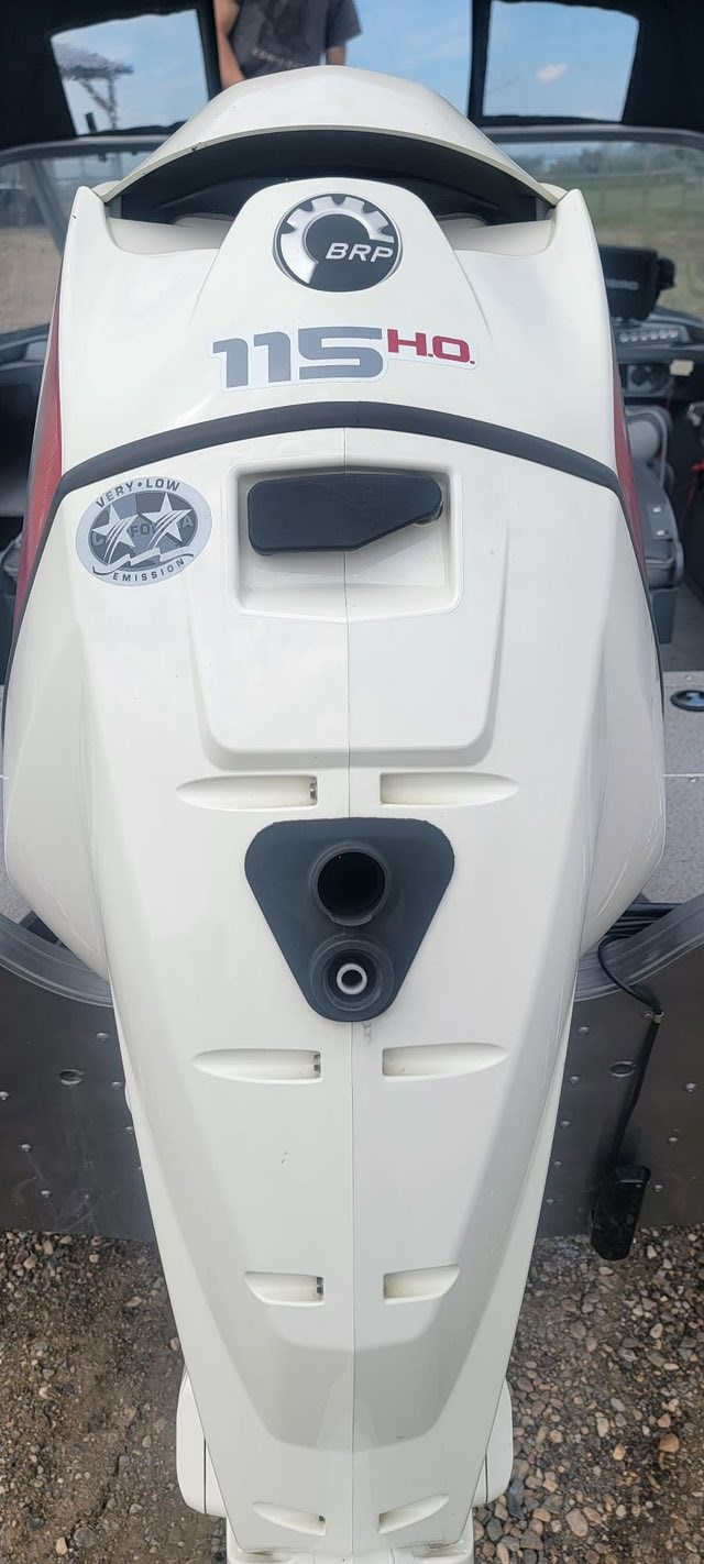 2017 Crestliner 1750 FISH HAWK PLATINUM Photo 30 of 34