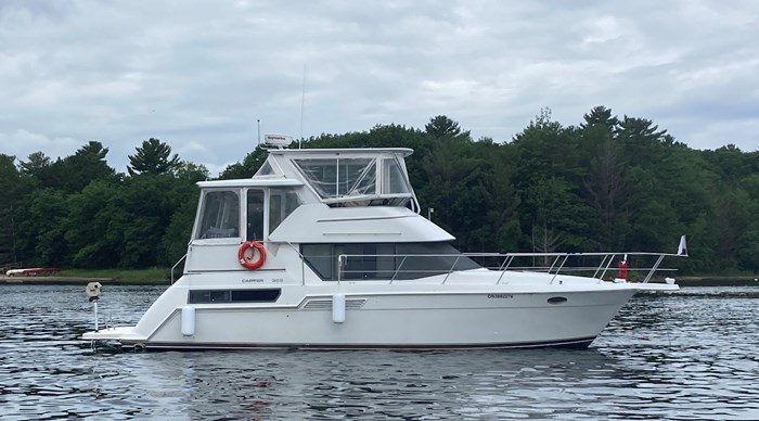 1996 Carver 355 AC Photo 2 of 25