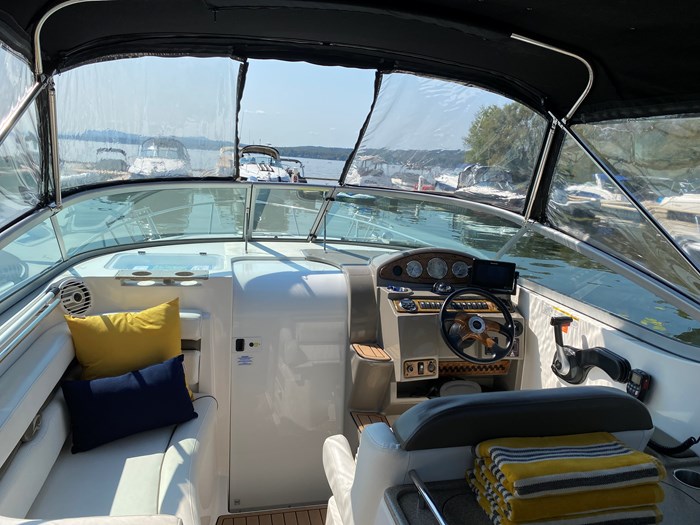 2007 Rinker 280 Photo 6 of 18