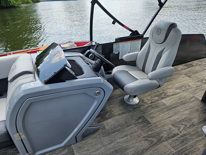 2023 Godfrey Pontoons Monaco split bench midnight package Photo 8 of 15