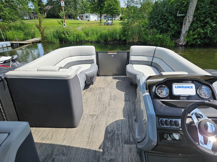 2023 Godfrey Pontoons Monaco split bench midnight package Photo 13 of 15