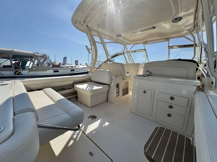 2019 Grady-White Freedom 307 Photo 10 sur 43