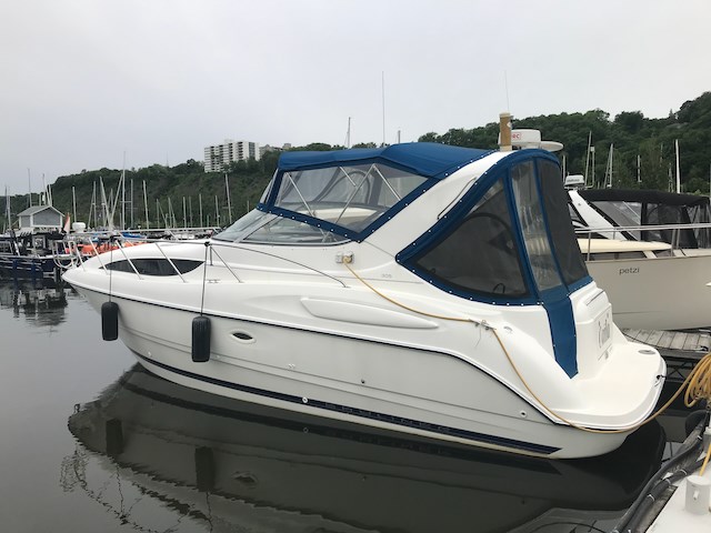 2005 Bayliner 305 Photo 1 of 28