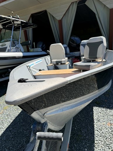 2019 Lund SSV16 Photo 3 of 6