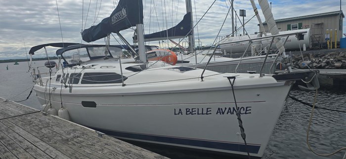 1997 Hunter 336 Photo 5 sur 38