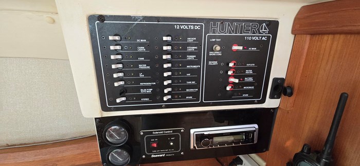 1997 Hunter 336 Photo 20 sur 38