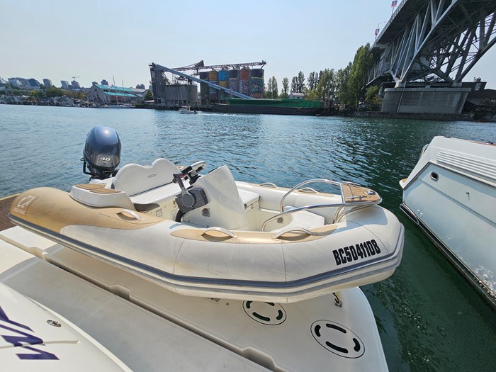 2005 Sea Ray Sundancer 48 Photo 33 of 45