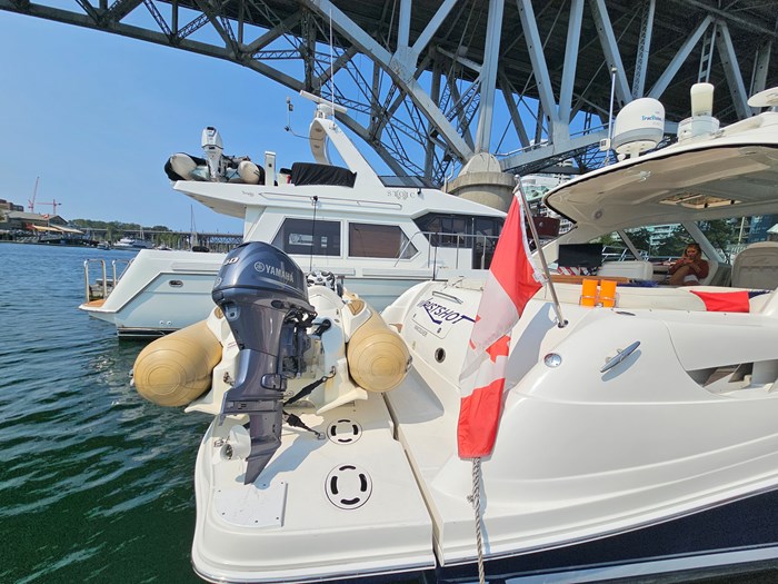 2005 Sea Ray Sundancer 48 Photo 7 of 45