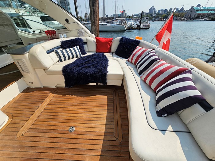 2005 Sea Ray Sundancer 48 Photo 8 of 45