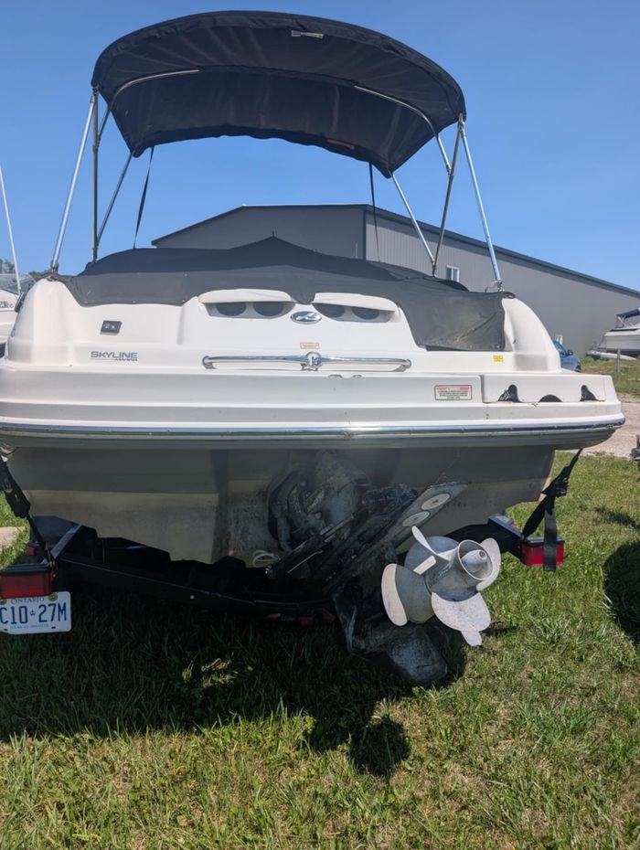 1996 Doral 23 C Photo 2 of 4