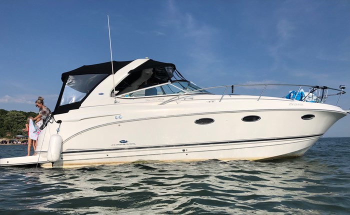 2005 Chaparral 330 Signature Photo 1 of 16