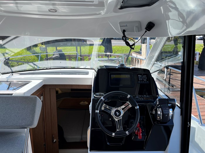 2019 Beneteau Antares 27 Photo 11 of 23