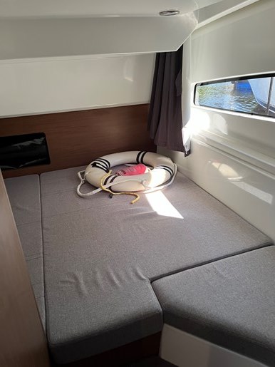 2019 Beneteau Antares 27 Photo 13 of 23