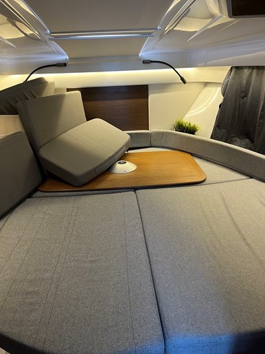 2019 Beneteau Antares 27 Photo 16 of 23