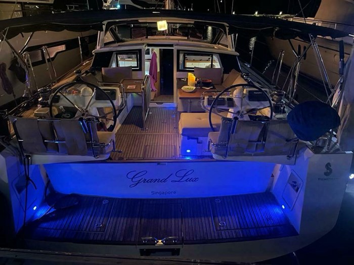 2015 Beneteau Sense 55 Photo 7 of 19
