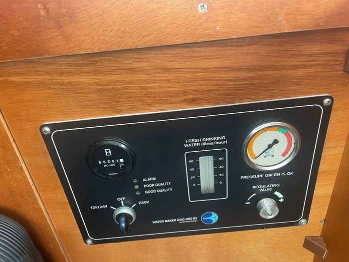 2015 Beneteau Sense 55 Photo 17 of 19