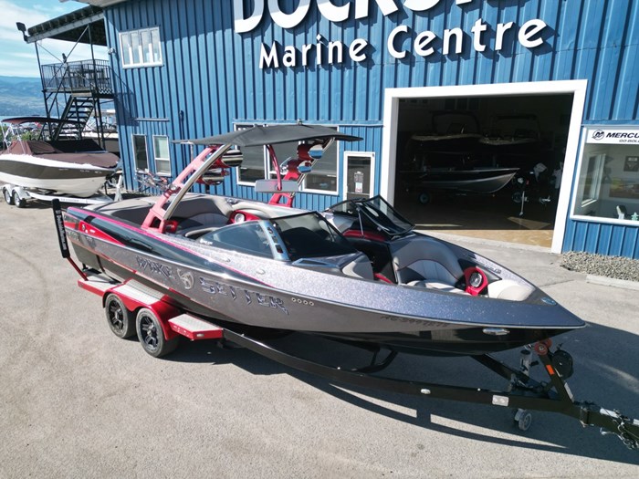 2013 Malibu 247 LSV Photo 1 of 44