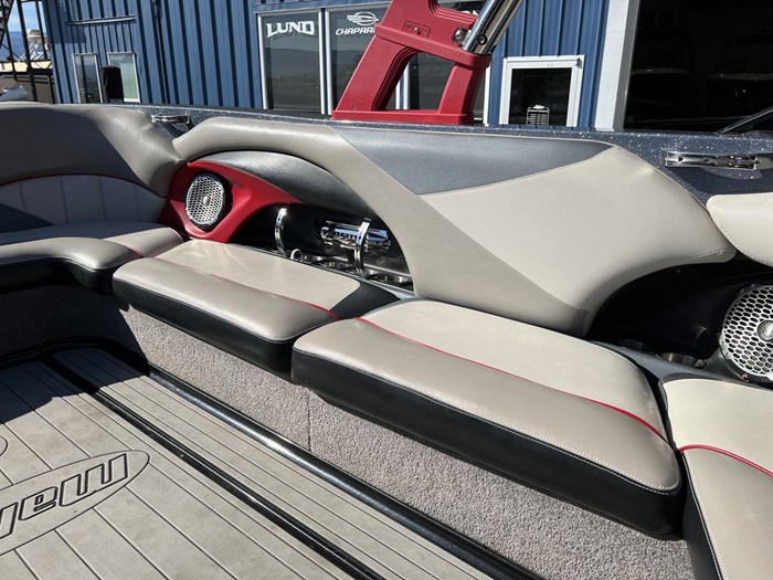 2013 Malibu 247 LSV Photo 34 of 44